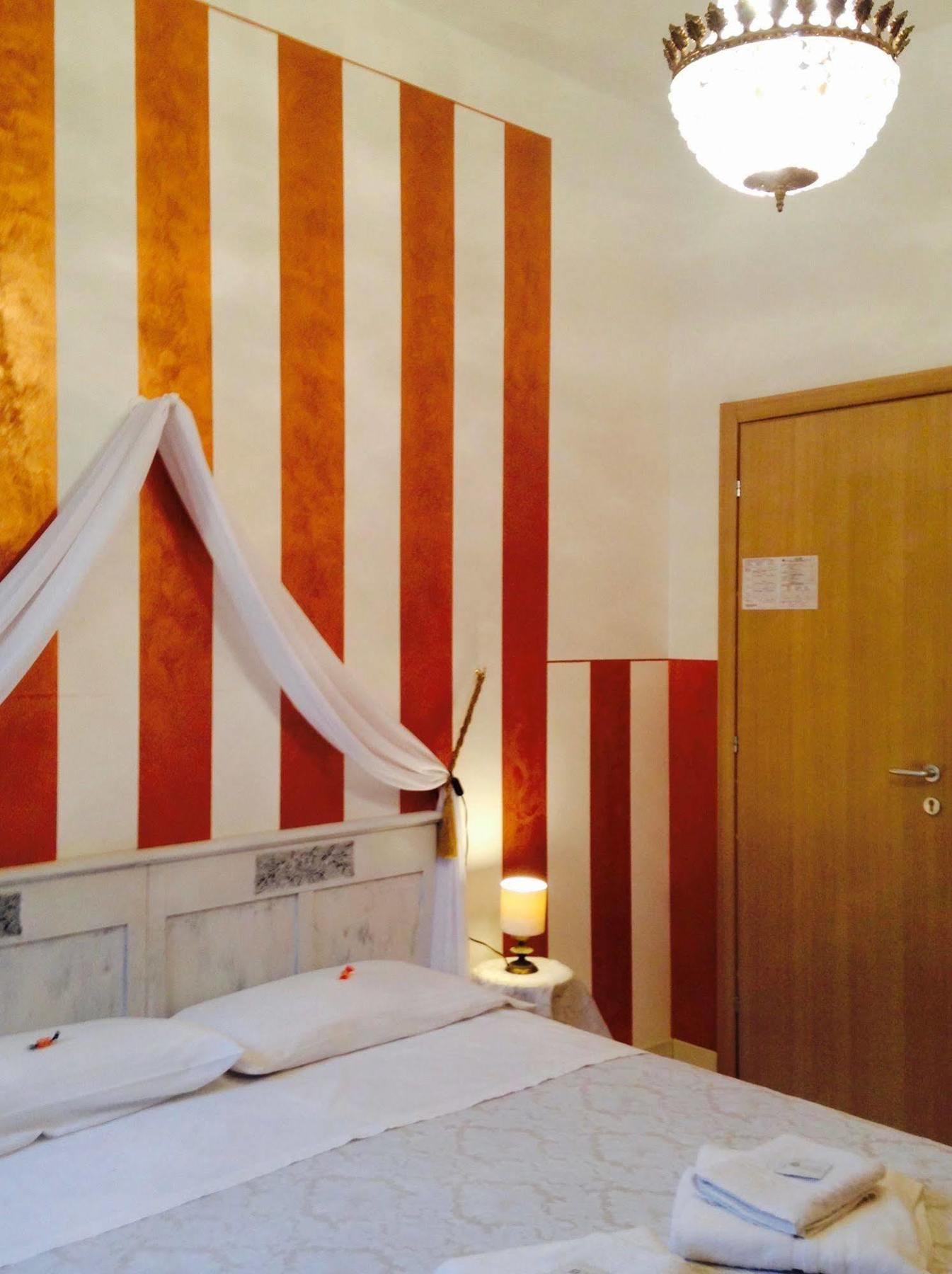 Giulietta E Romeo Hotel Verona Exterior photo